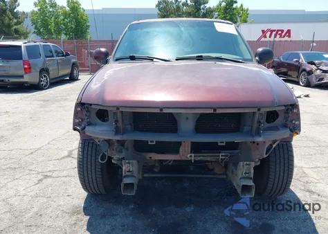 2000 Ford F-150 Lariat/Xl/Xlt из США, поврежденный, VIN 1FTRX07WXYKA04070